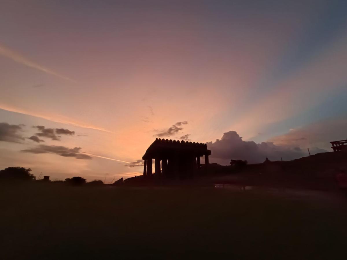 Dream Hampi Villa & Home Stay Extérieur photo